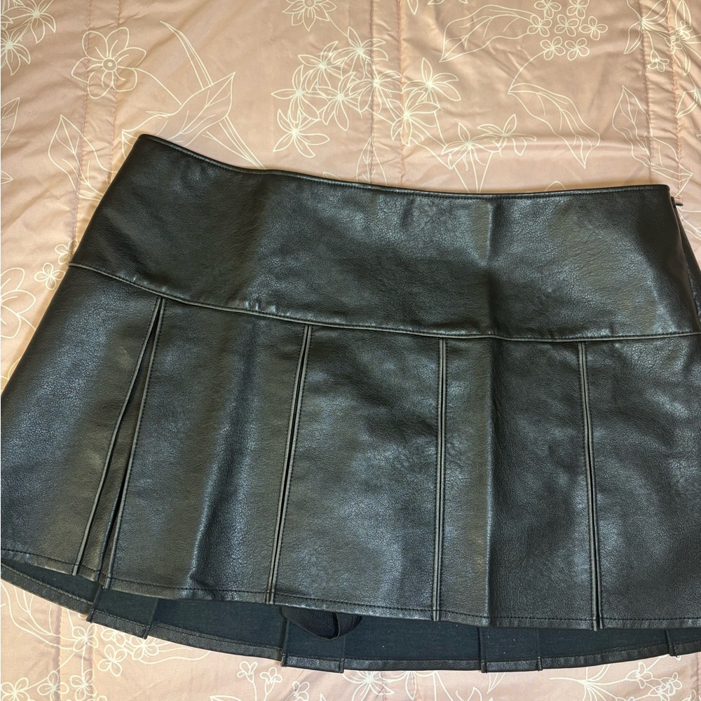 Black Faux Leather Pleated Mini Skirt